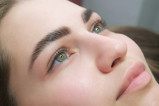 Laminado de cejas